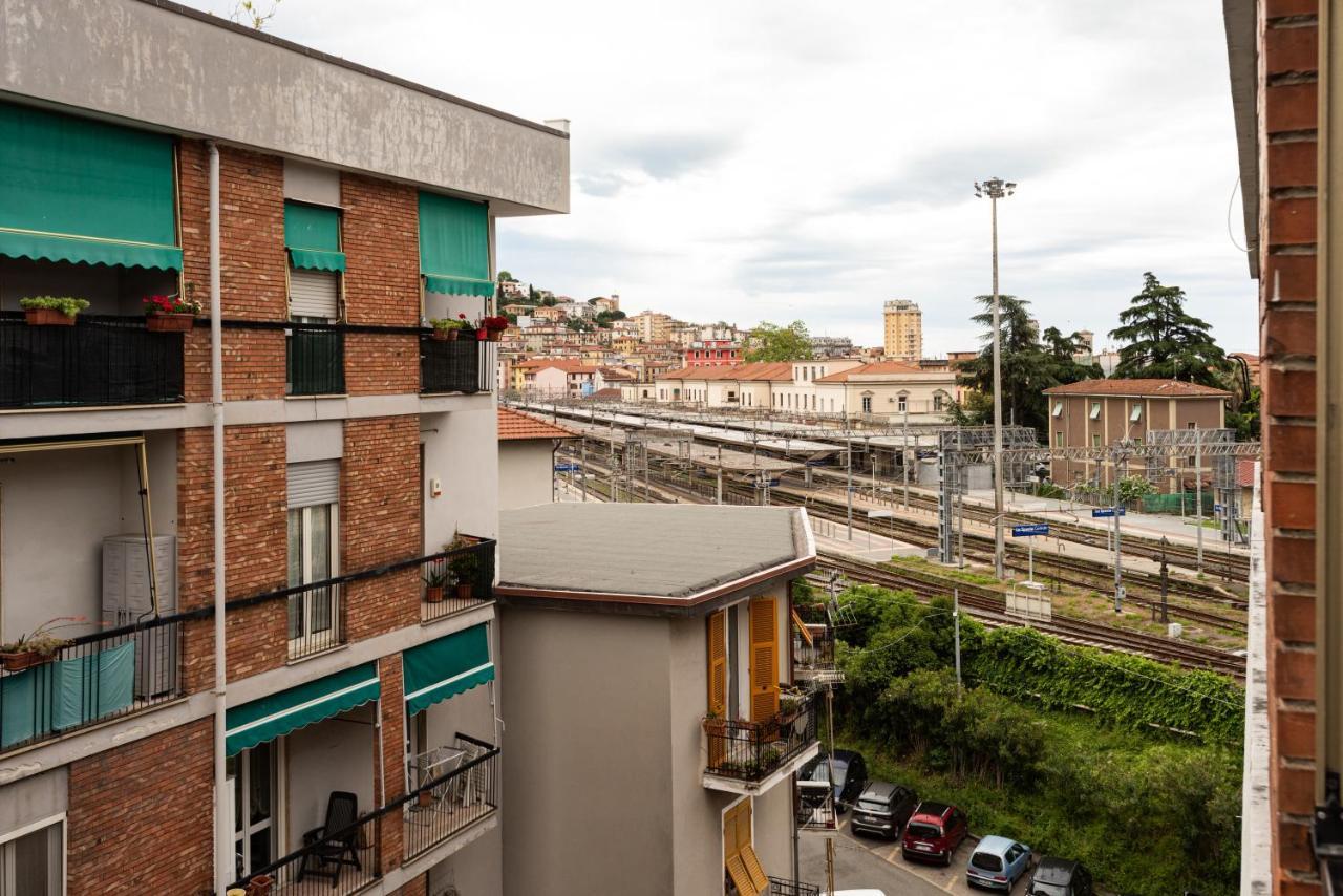 Mari Urbani Appartement La Spezia Buitenkant foto